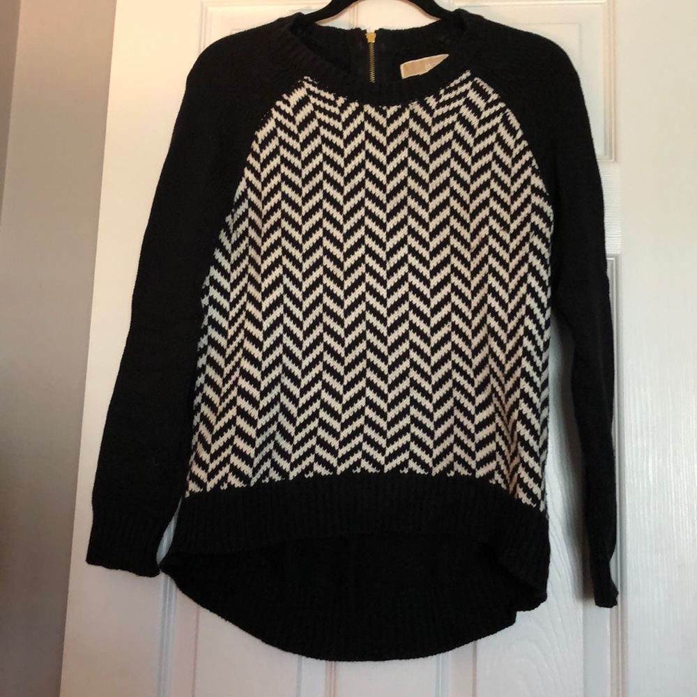 MK black and white pullover sweater